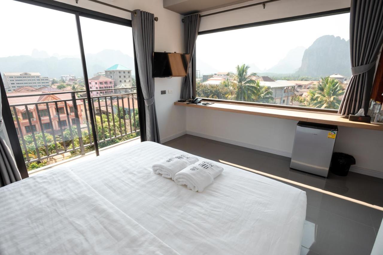 M&M Hotel Vang Vieng Luaran gambar