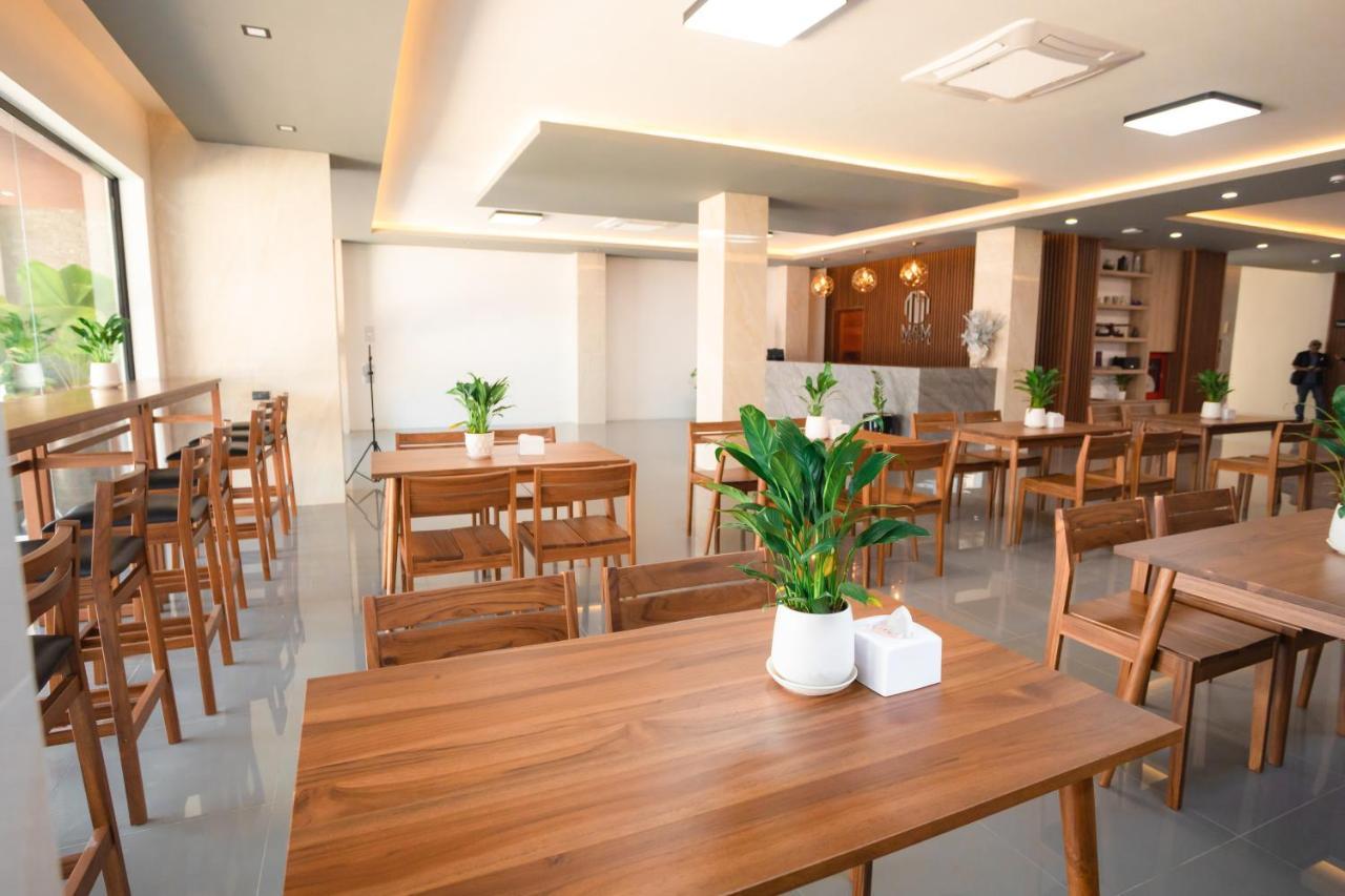 M&M Hotel Vang Vieng Luaran gambar