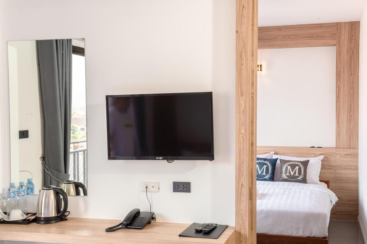 M&M Hotel Vang Vieng Luaran gambar