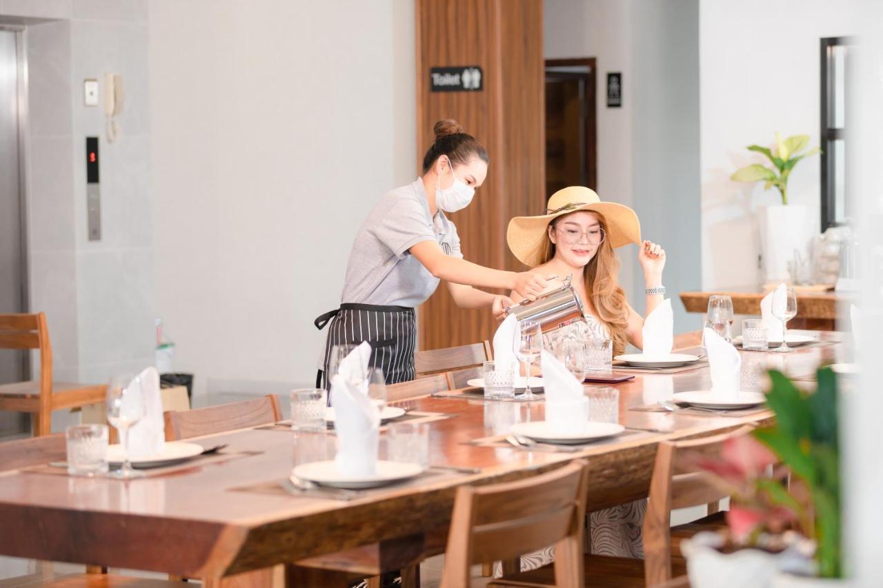 M&M Hotel Vang Vieng Luaran gambar
